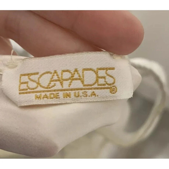 Vintage Escapades Ivory Silky Satin Cami Tank Top Applique Lace Medium (Q43) - Picture 6 of 8